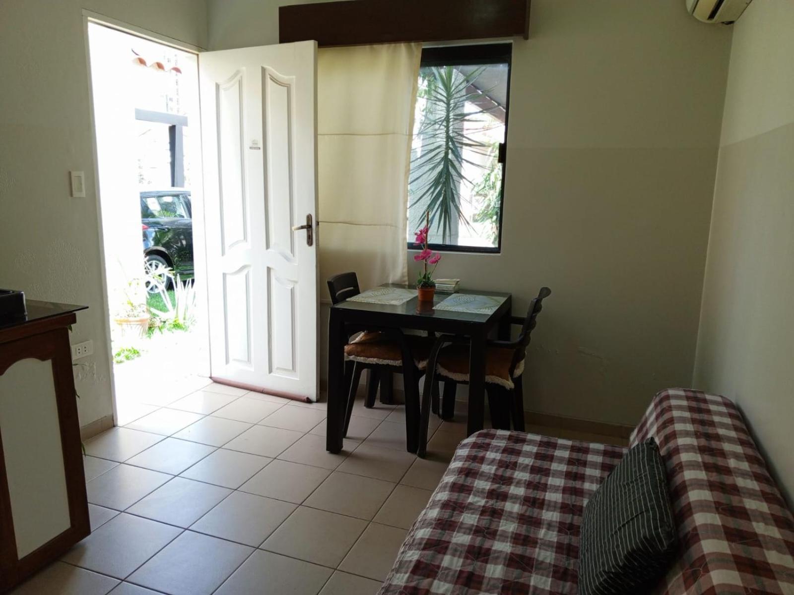 סנטה קרוז דה לה סיירה Pequeno Y Acogedor Departamento Con Garaje Y Recibe Pequenos Peluditos מראה חיצוני תמונה